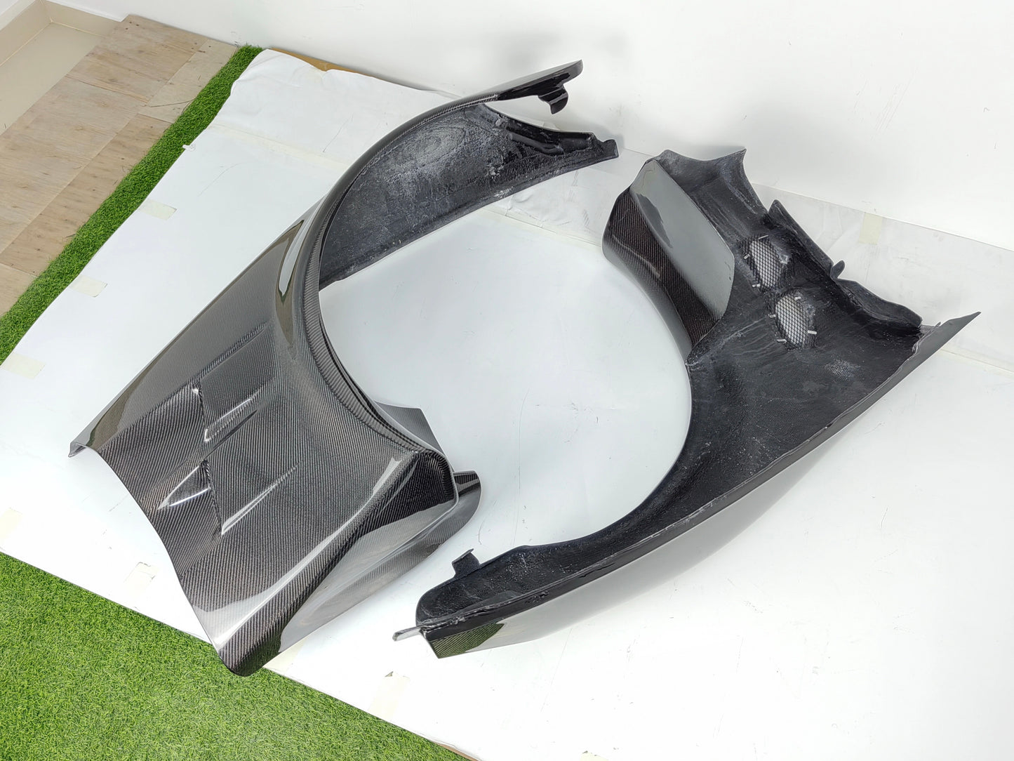 DRVYN Corvette C6 2006–2013 Carbon Fiber V1 Style Front Vented Fenders - photo 2 - Drvyn